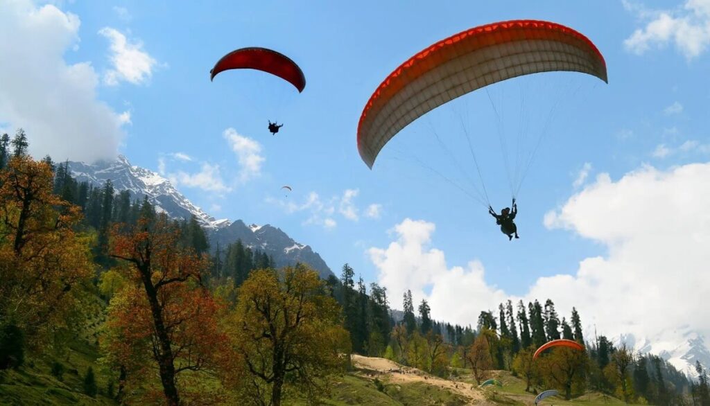 Paragliding at Himachal