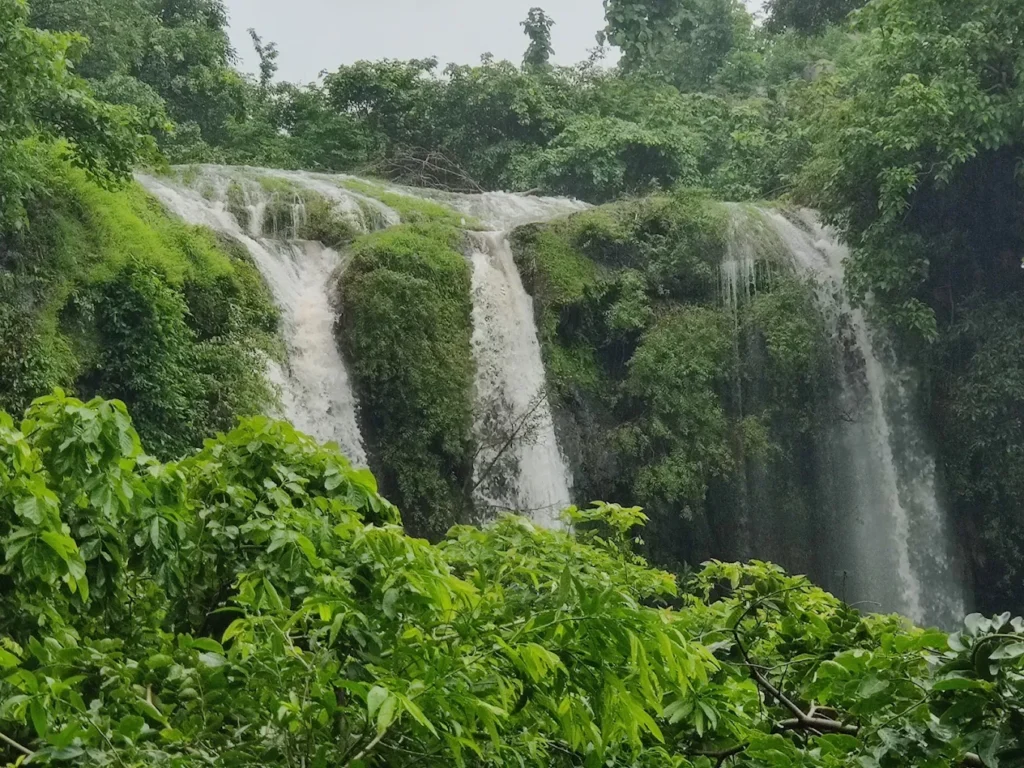 overview of hathni mata waterfall